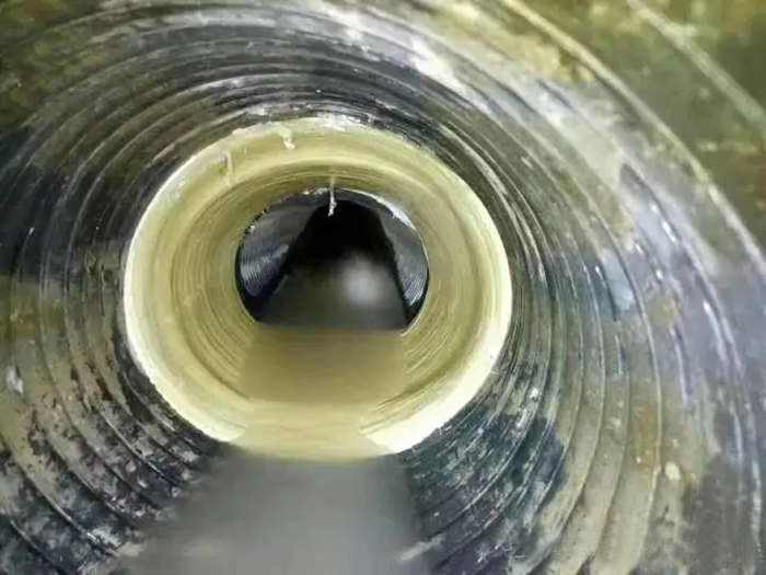 卢龙内衬修复法通常适用于哪些类型的断面管道